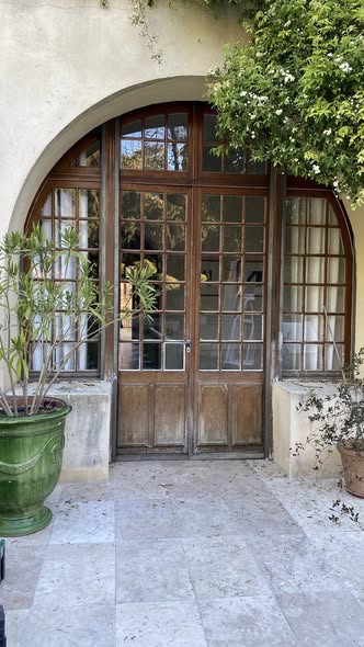 Fenêtre restaurée — réalisation La Menuiserie Notarianni